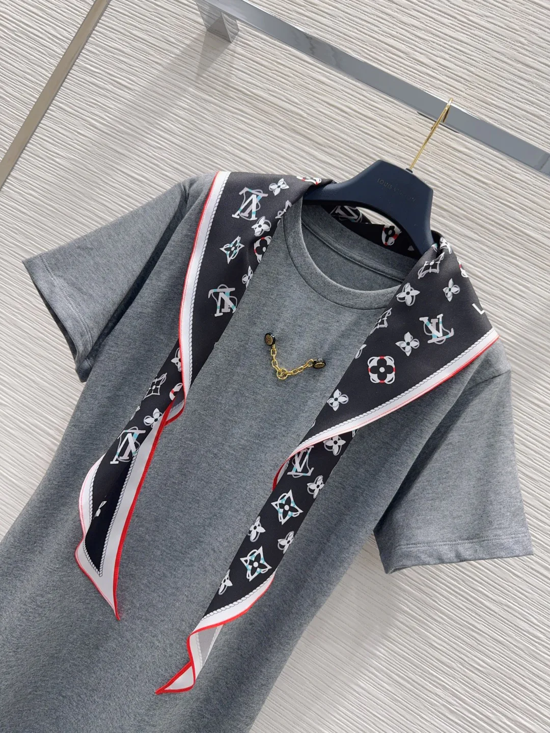 Футболки Женские Louis Vuitton 13153936