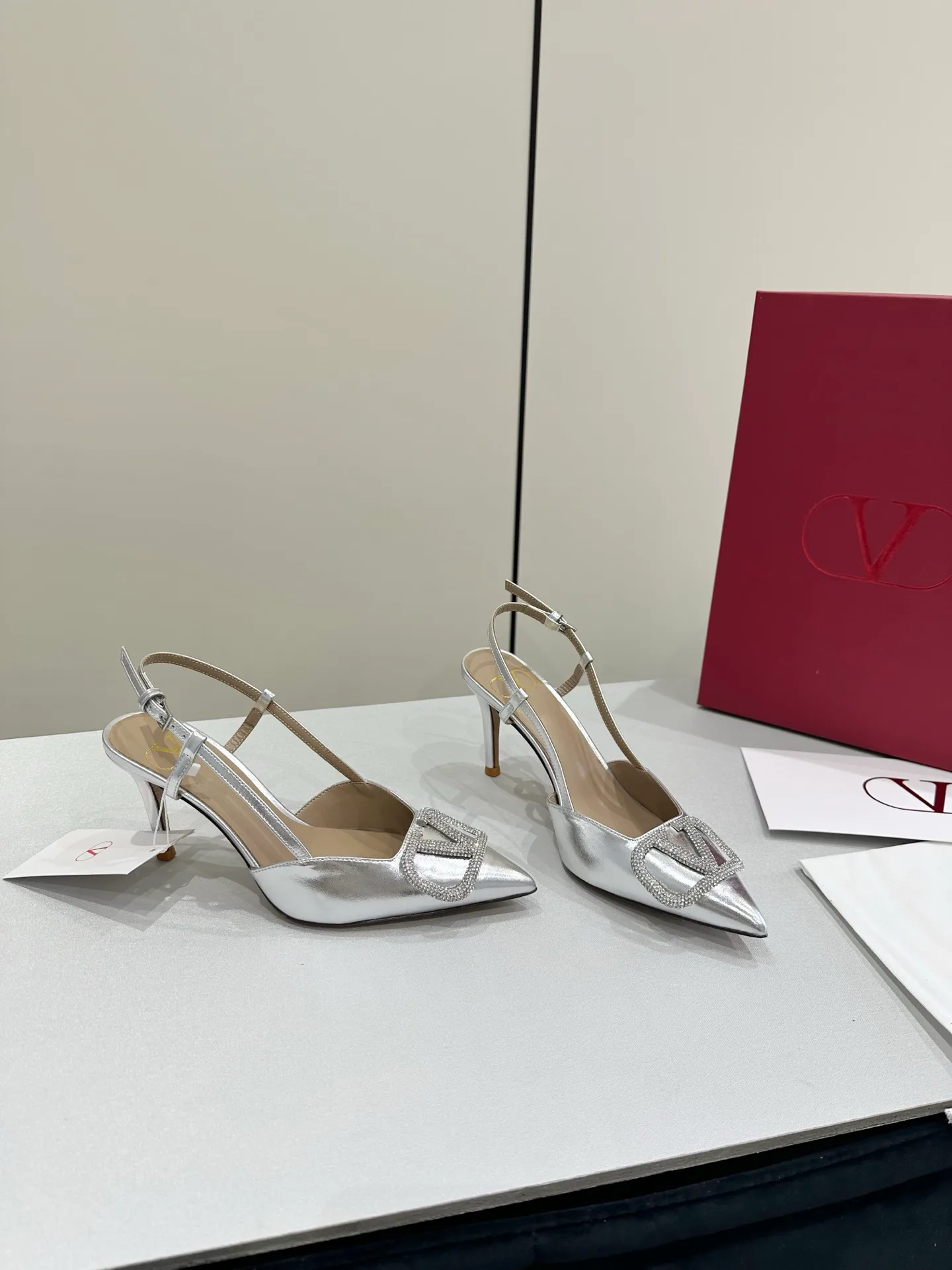 Босоножки Женские Valentino 11608827