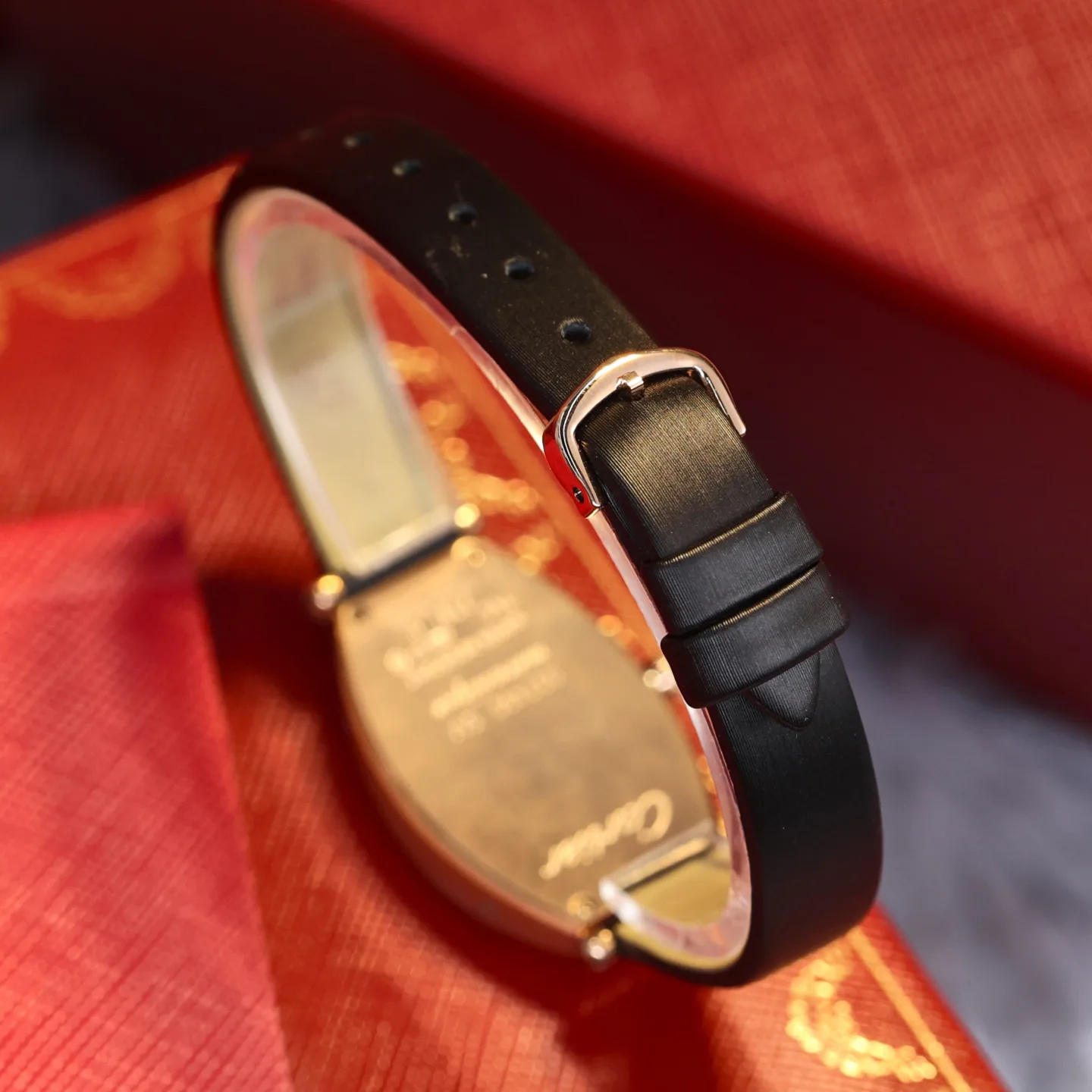 Часы Женские Cartier 11696039