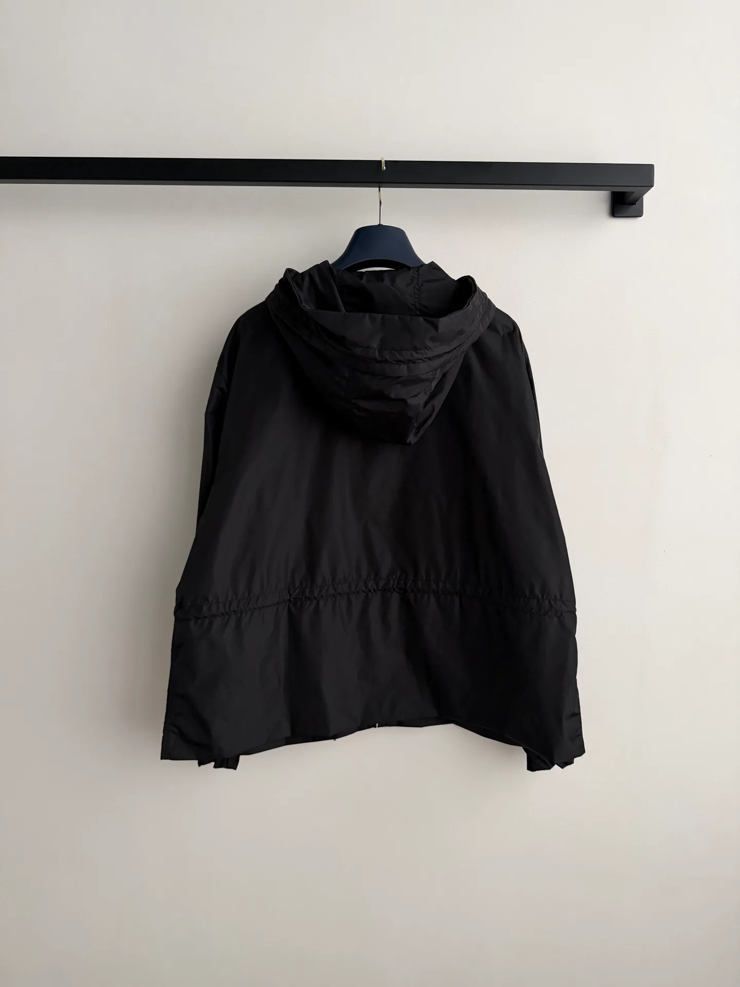 Куртки И Пуховики Женские Louis Vuitton 10203284
