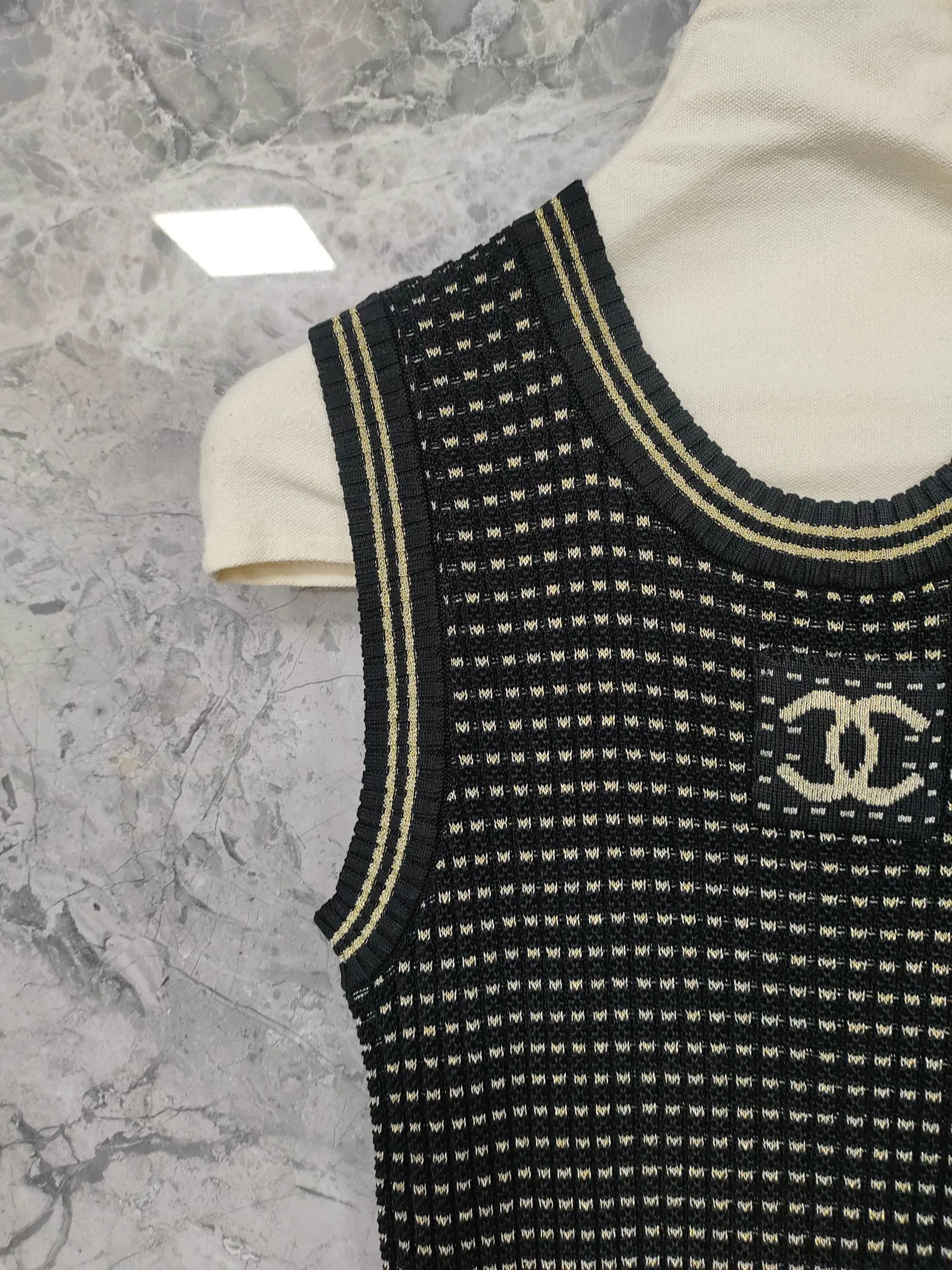 Платья Женские Chanel 11018949