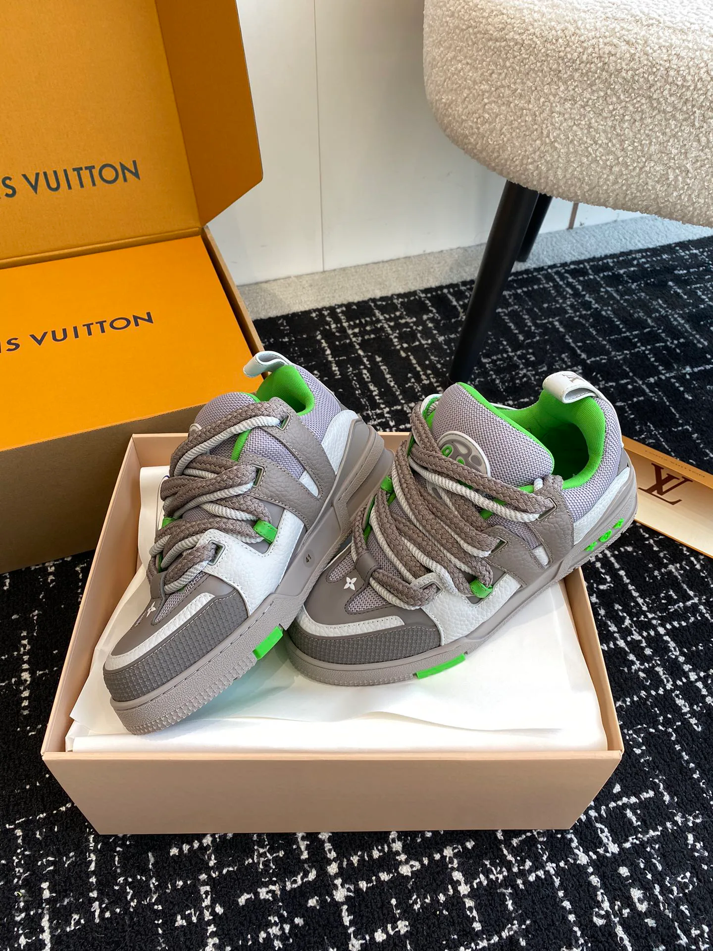 Кроссовки Женские Louis Vuitton 7594