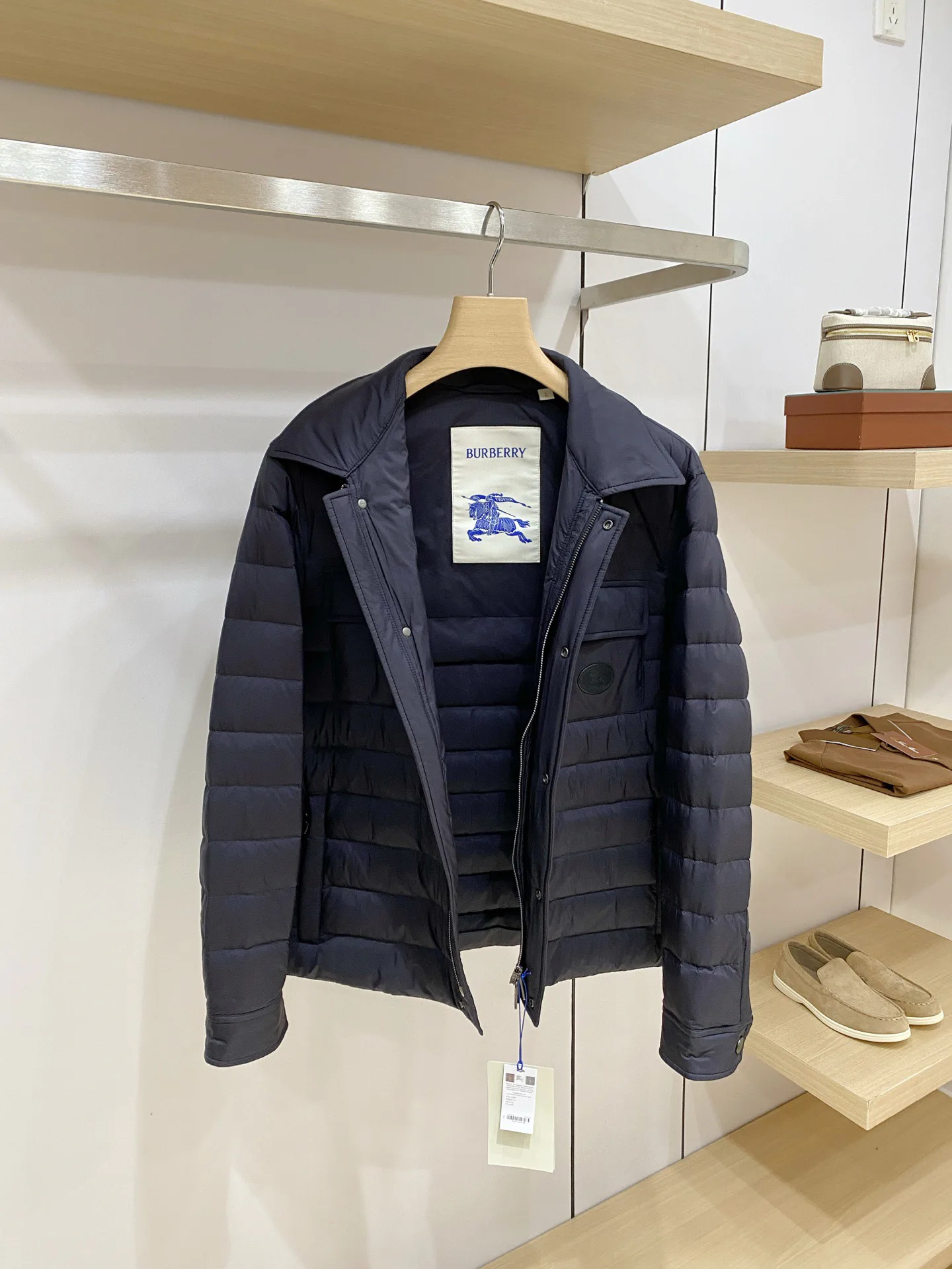 Куртки И Пуховики Женские Burberry 18284798