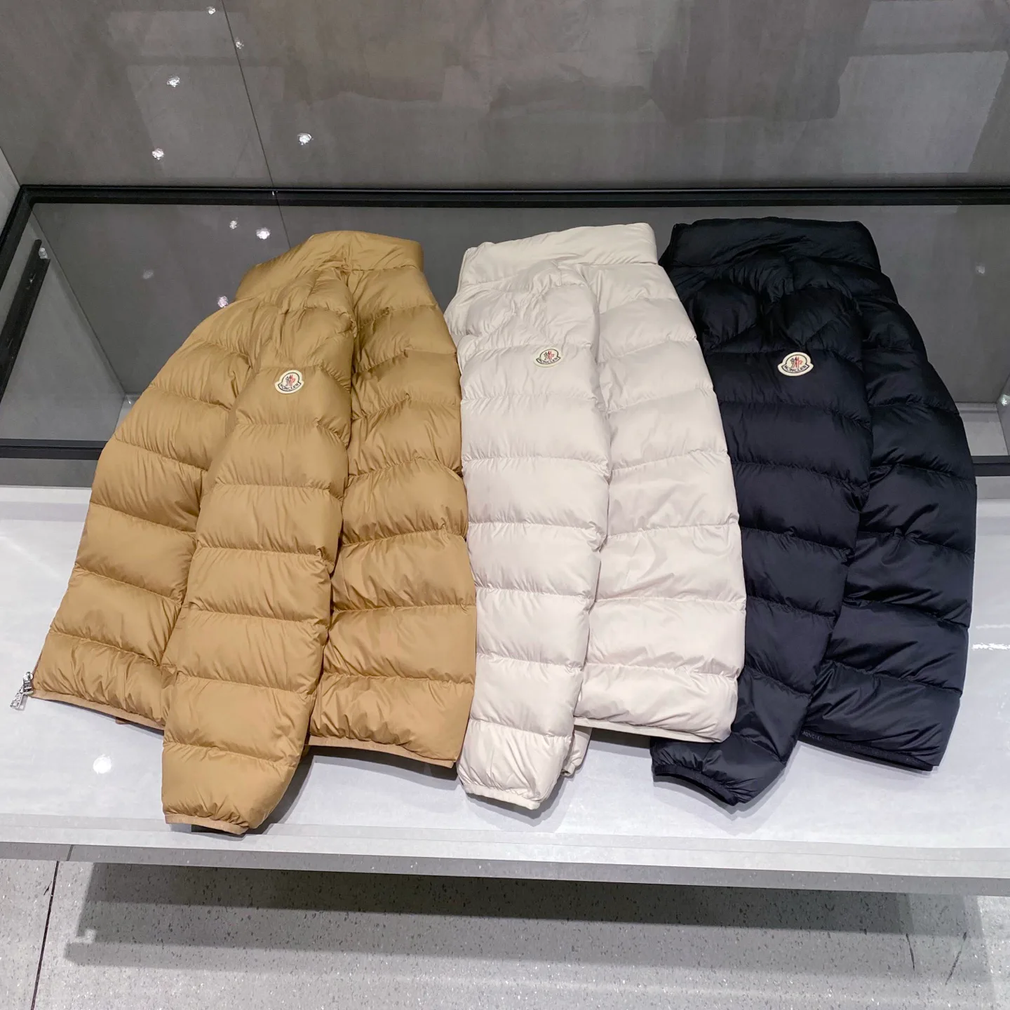 Куртки И Пуховики Мужские Moncler 339611