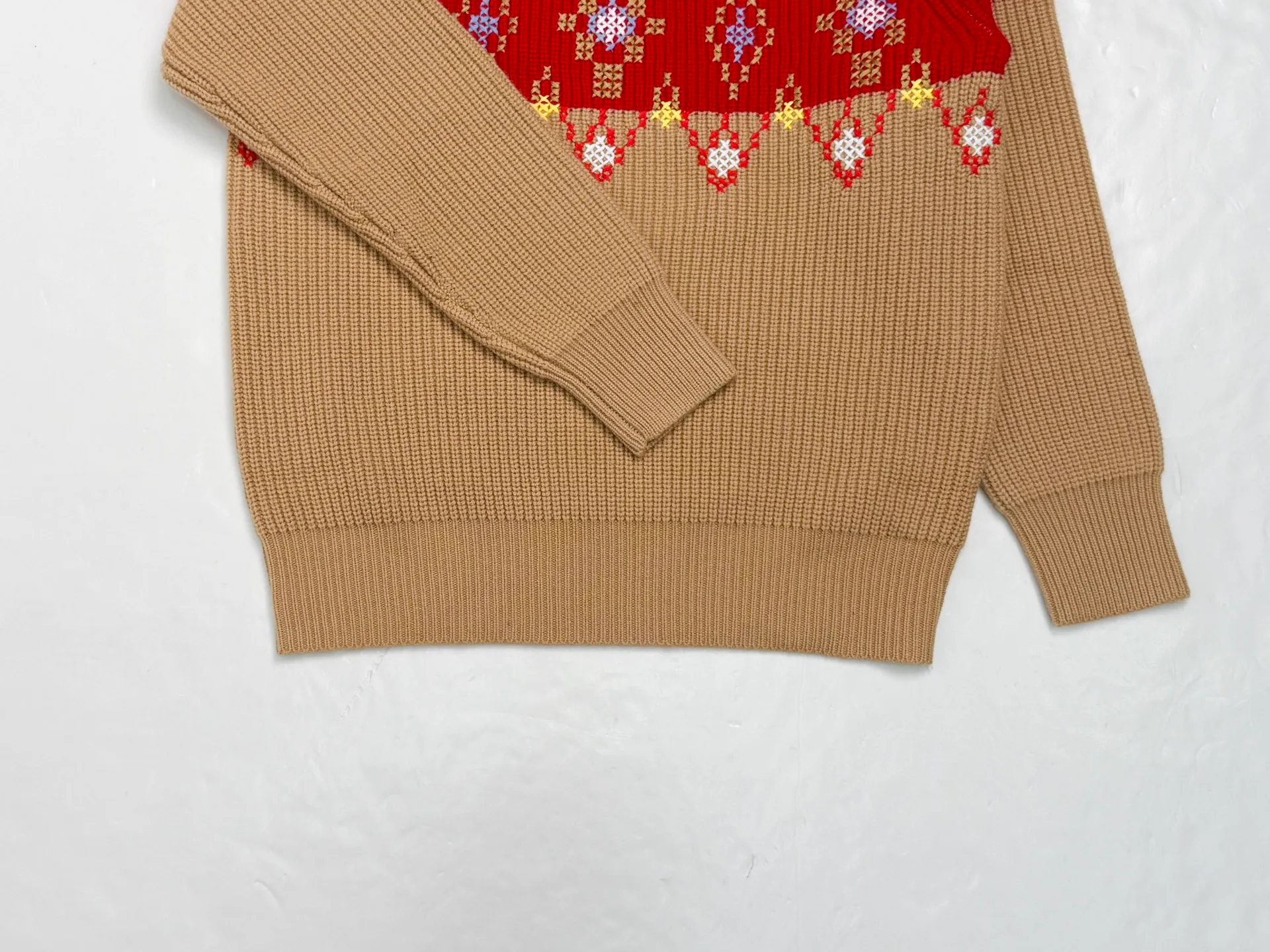 Джемперы И Свитеры Женские Ami Paris 845746