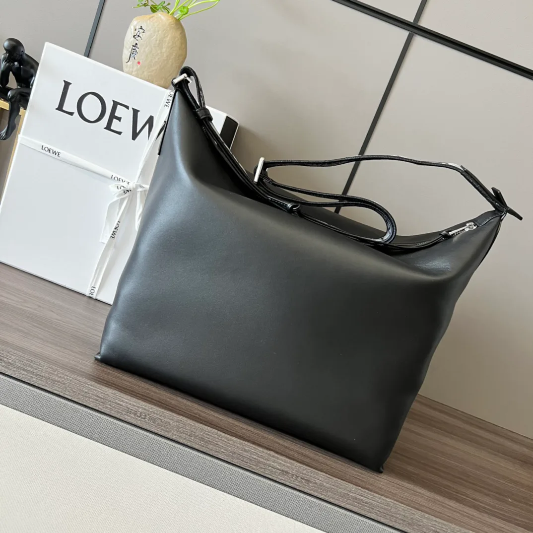 Классические Сумки Женские Loewe 13401767