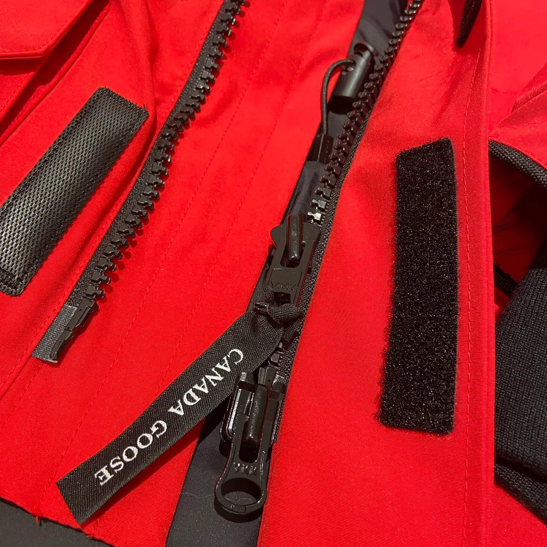 Куртки И Пуховики Женские Canada Goose 830230