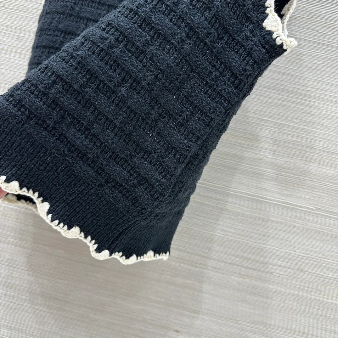 Жилеты Женские Chanel 9737973