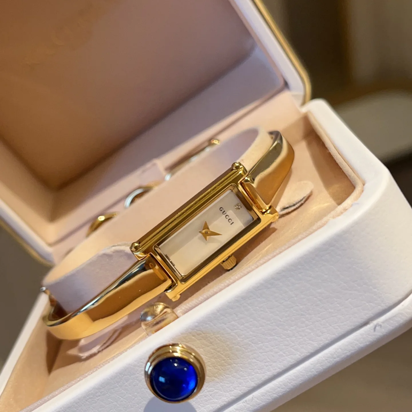 Часы Женские Gucci 596174