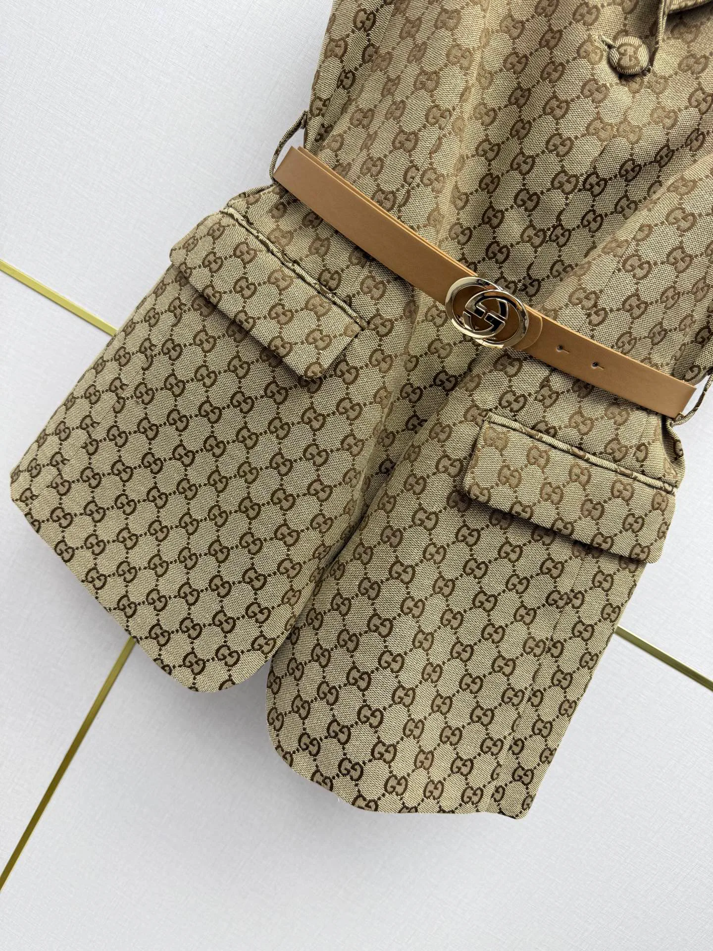 Жилеты Женские Gucci 11417209