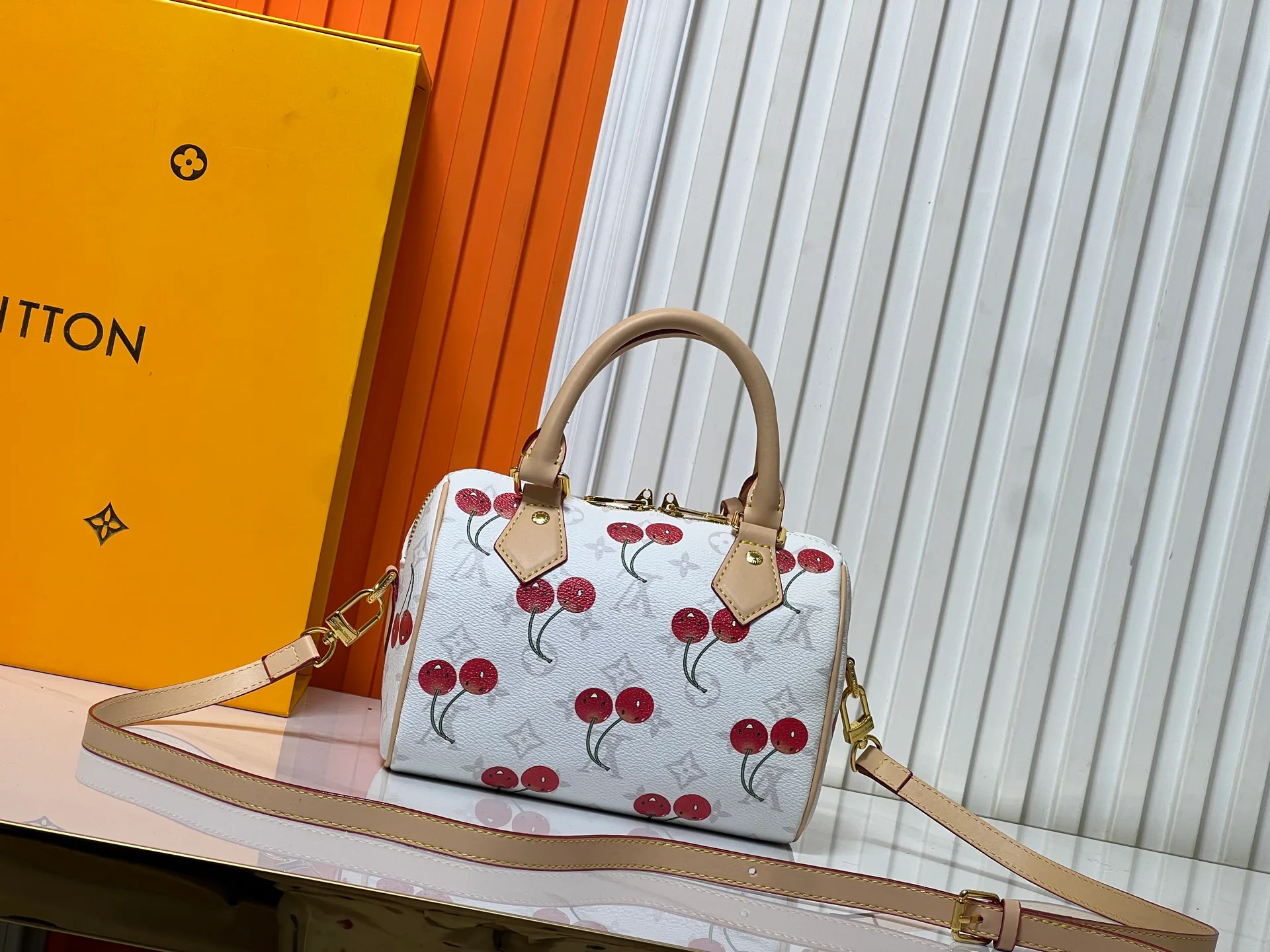 Сумки На Ремне Женские Louis Vuitton 71257