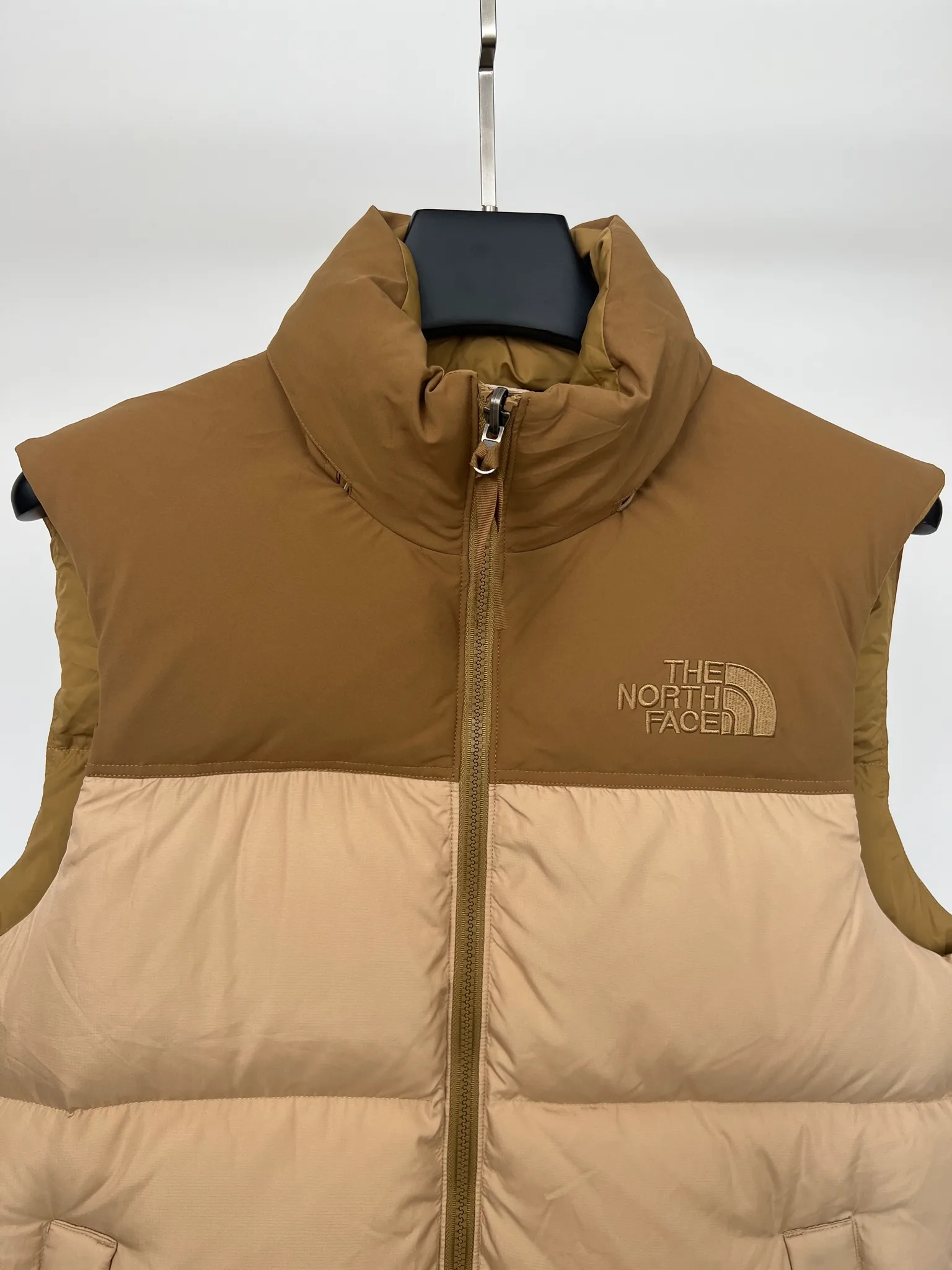 Жилеты Женские The North Face 18416026