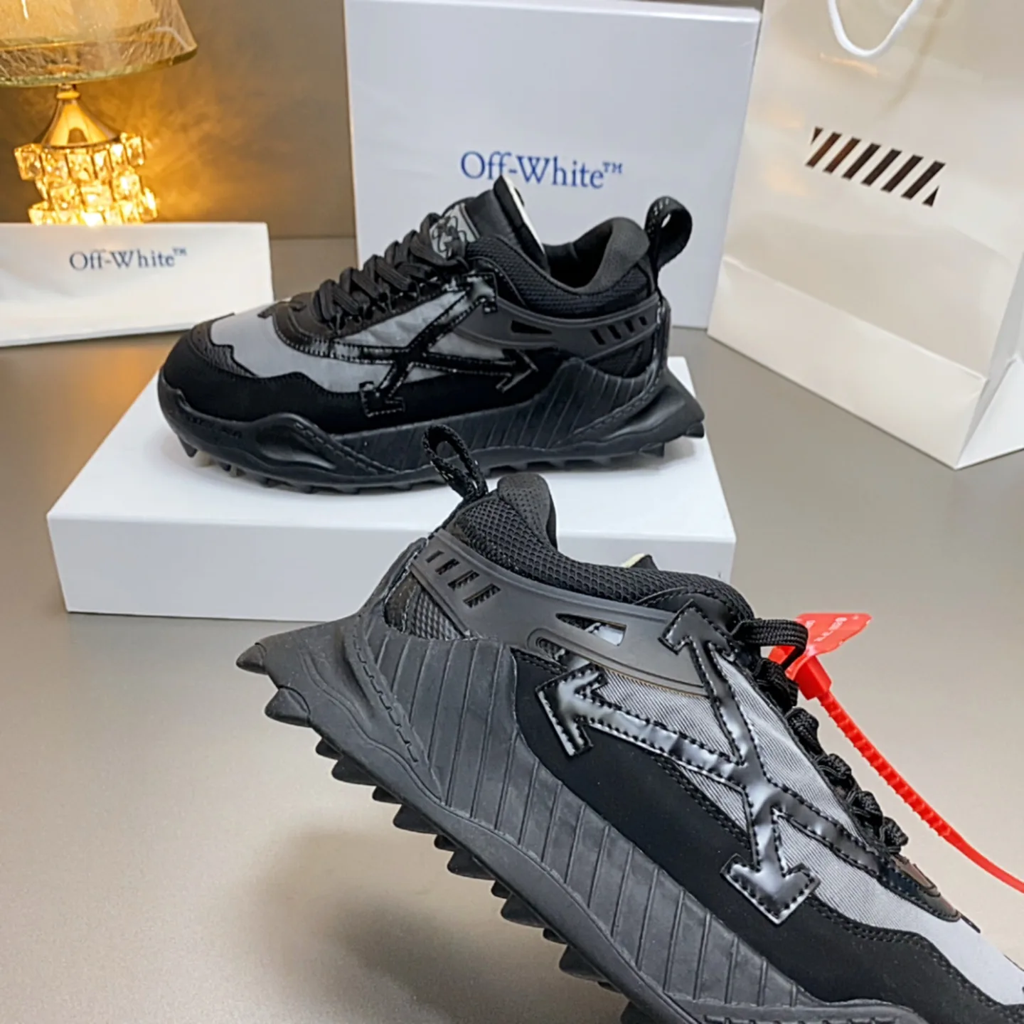 Кроссовки Женские Off-White 17530540