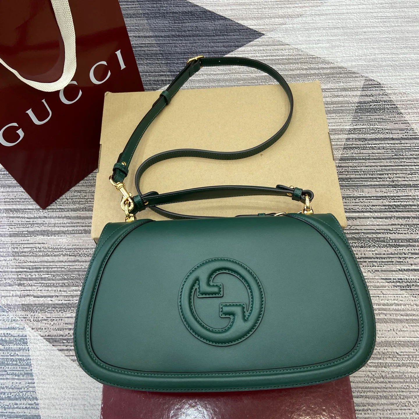 Сумки На Ремне Женские Gucci 691389