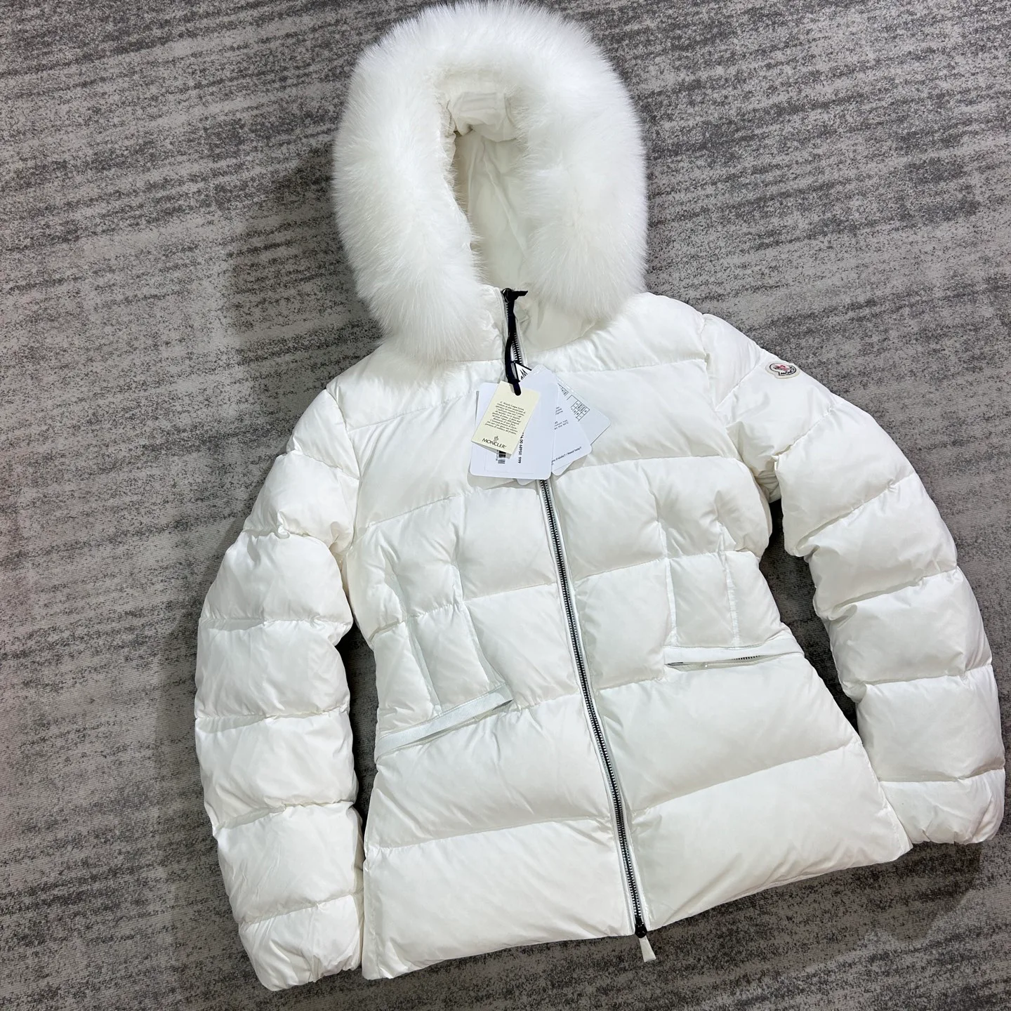 Куртки И Пуховики Женские Moncler 17892127