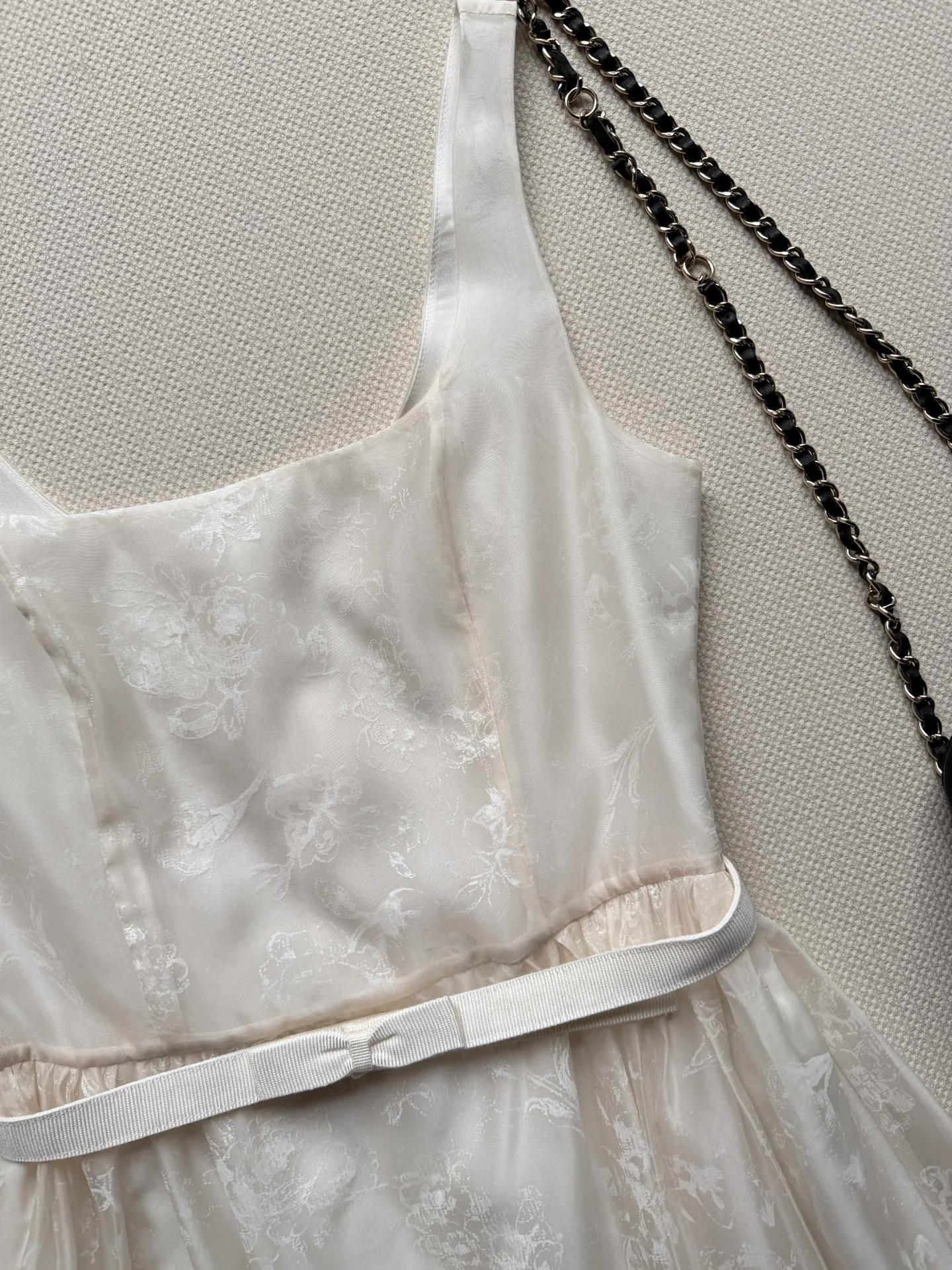 Платья Женские Christian Dior 12295639