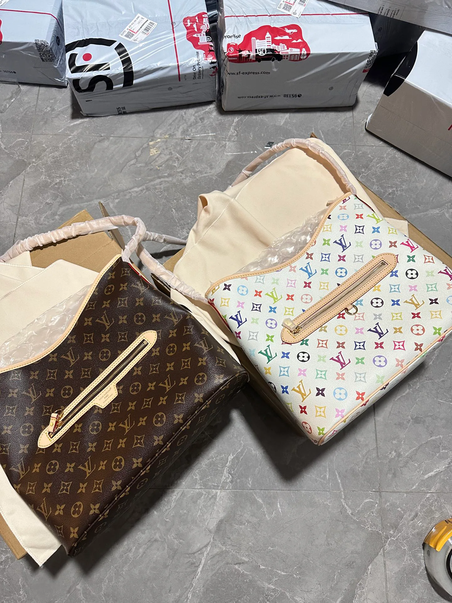 Классические Сумки Женские Louis Vuitton 11394999