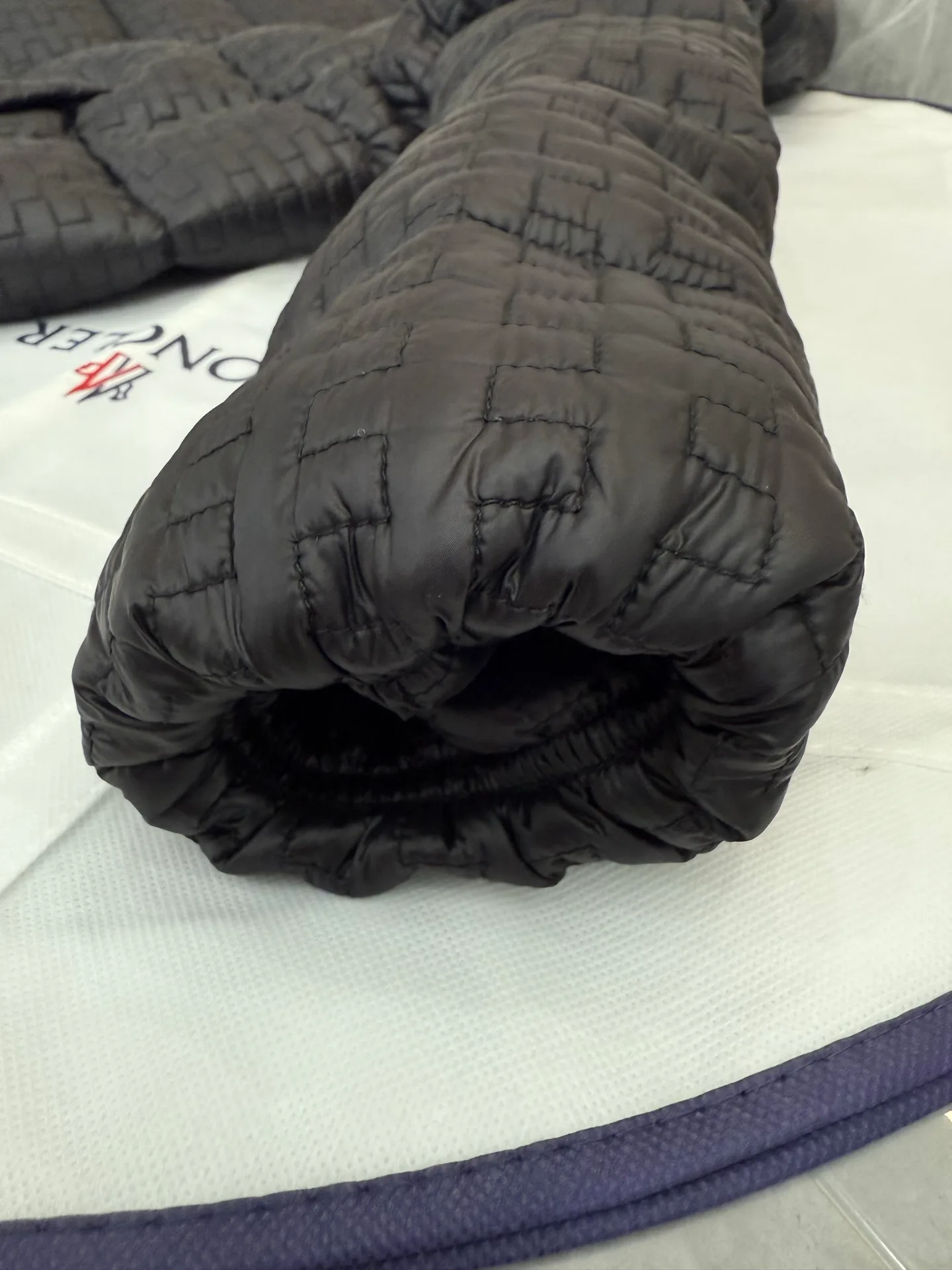 Куртки И Пуховики Женские Moncler 106083