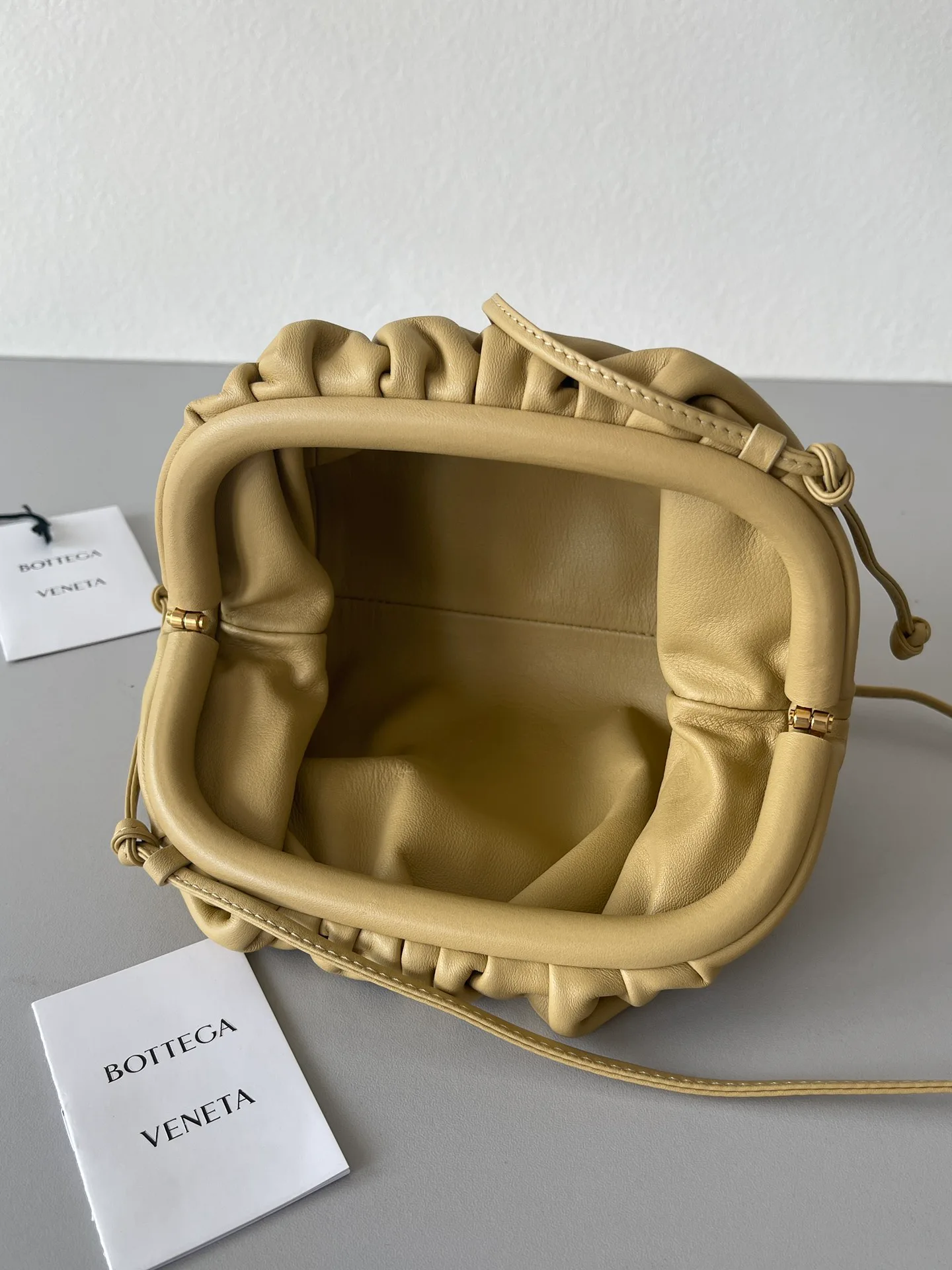 Сумки На Ремне Женские Bottega Veneta 368736