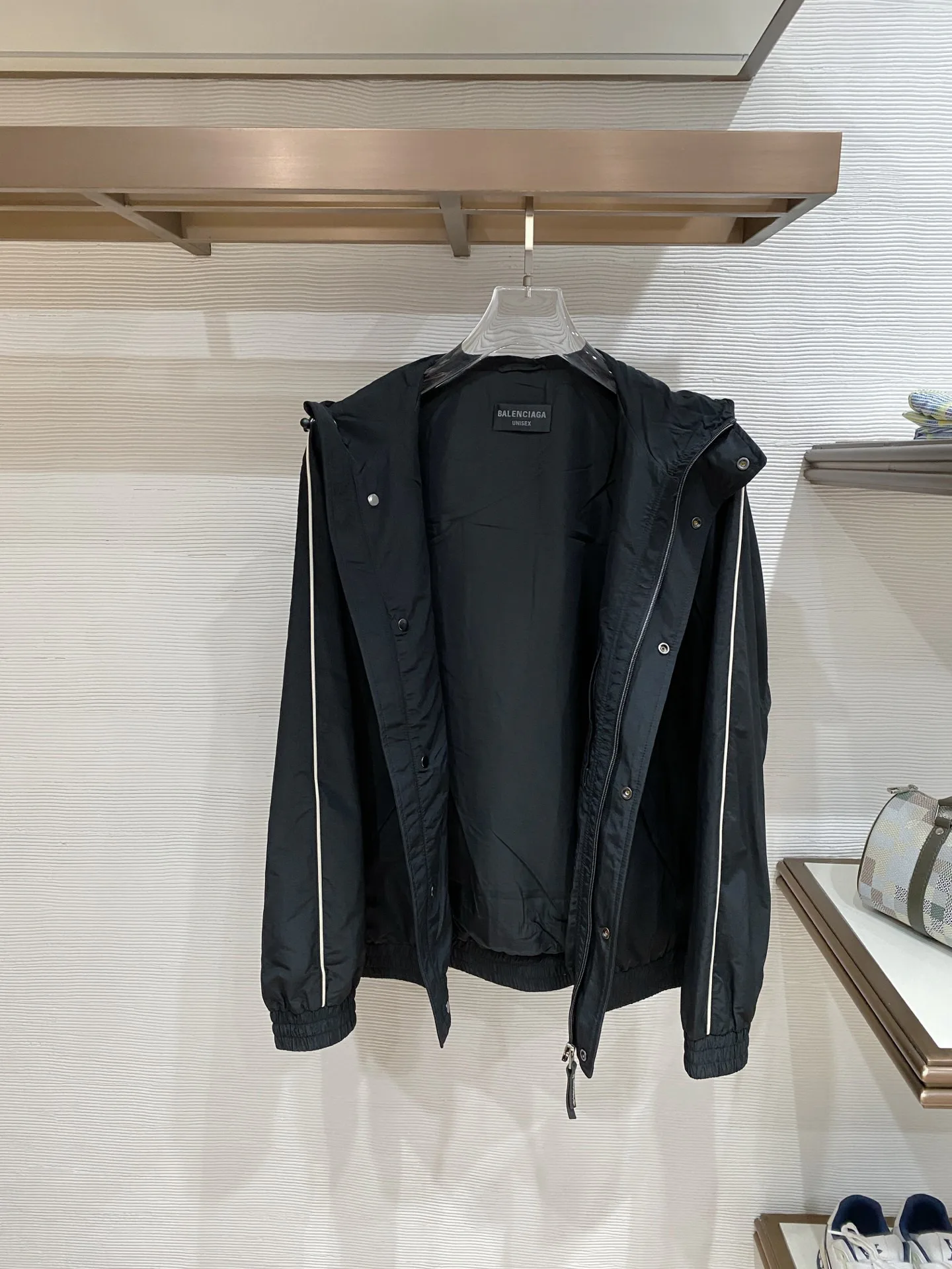 Куртки И Пуховики Мужские Balenciaga 14579940