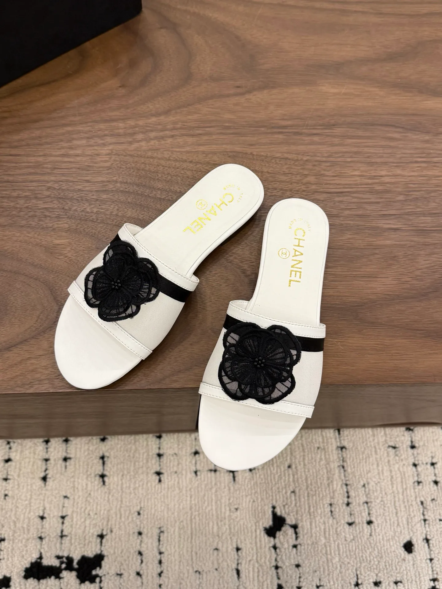 Сандалии Женские Chanel 11559115