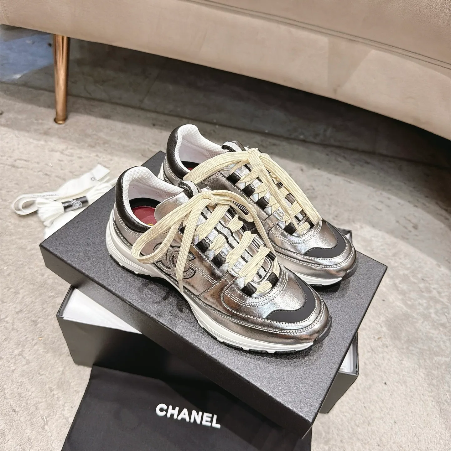Кроссовки Женские Chanel 18627982