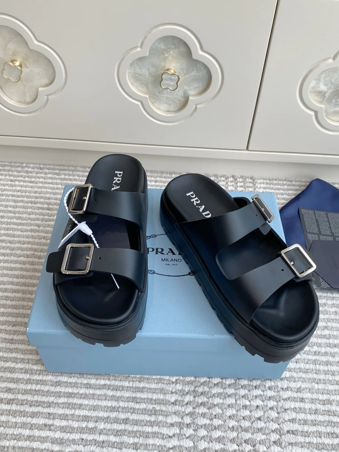 Сандалии Женские Prada 13151713