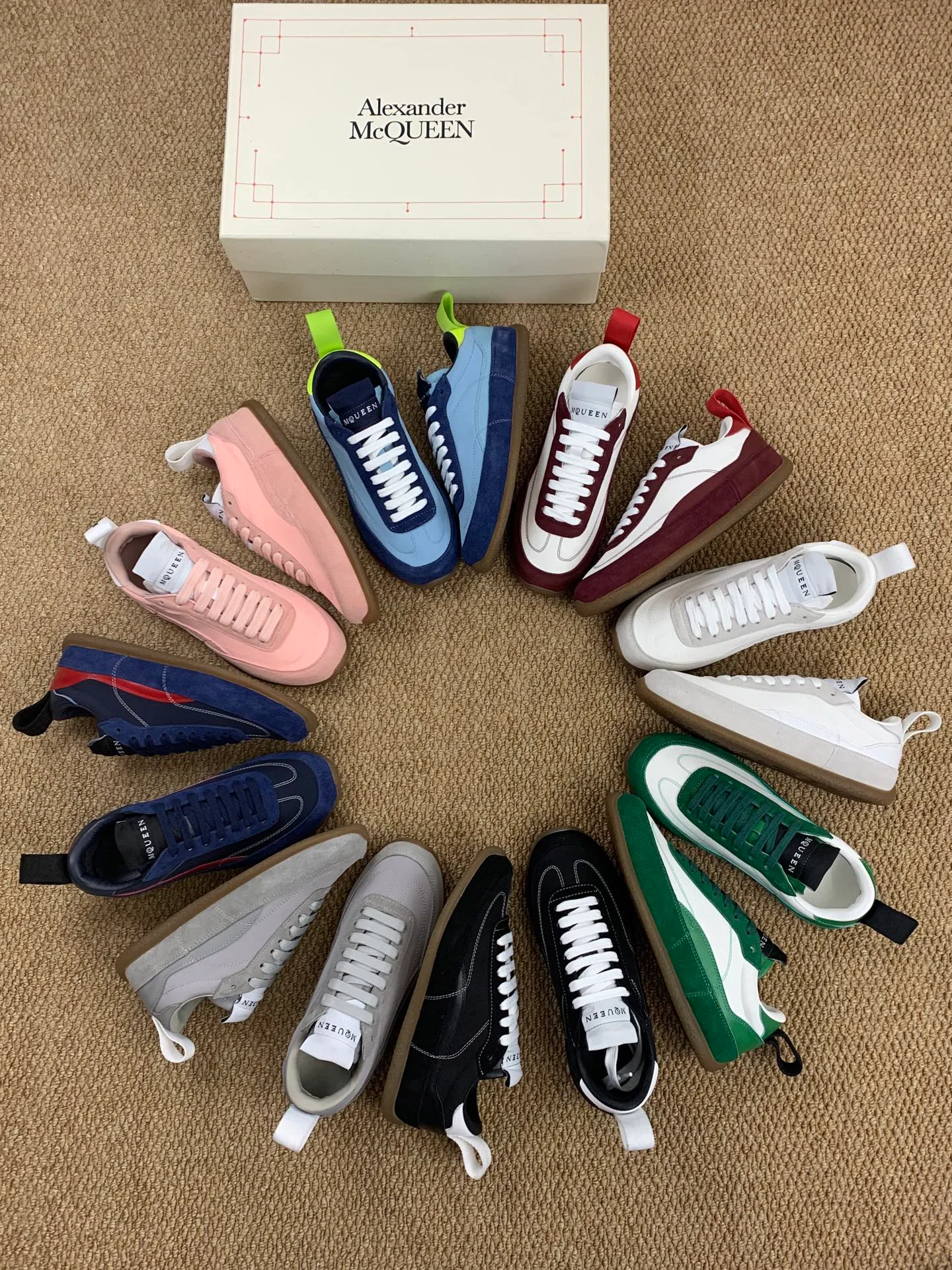 Кроссовки Женские Alexander Mcqueen 5022433