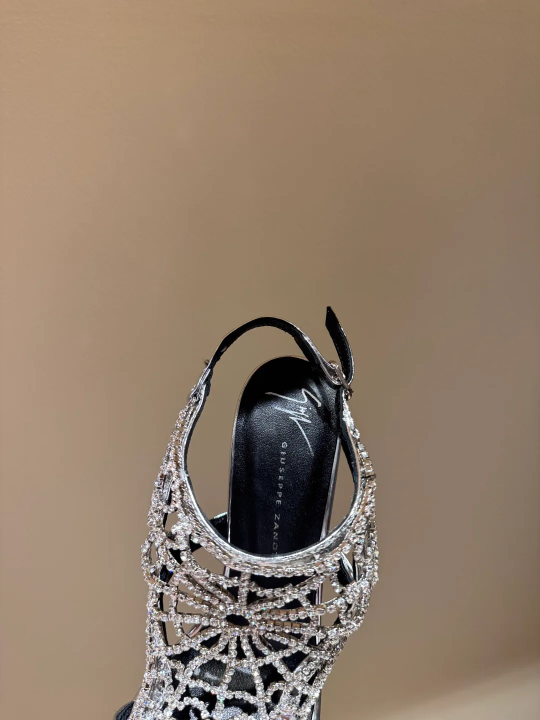 Босоножки Женские Giuseppe Zanotti 13183689