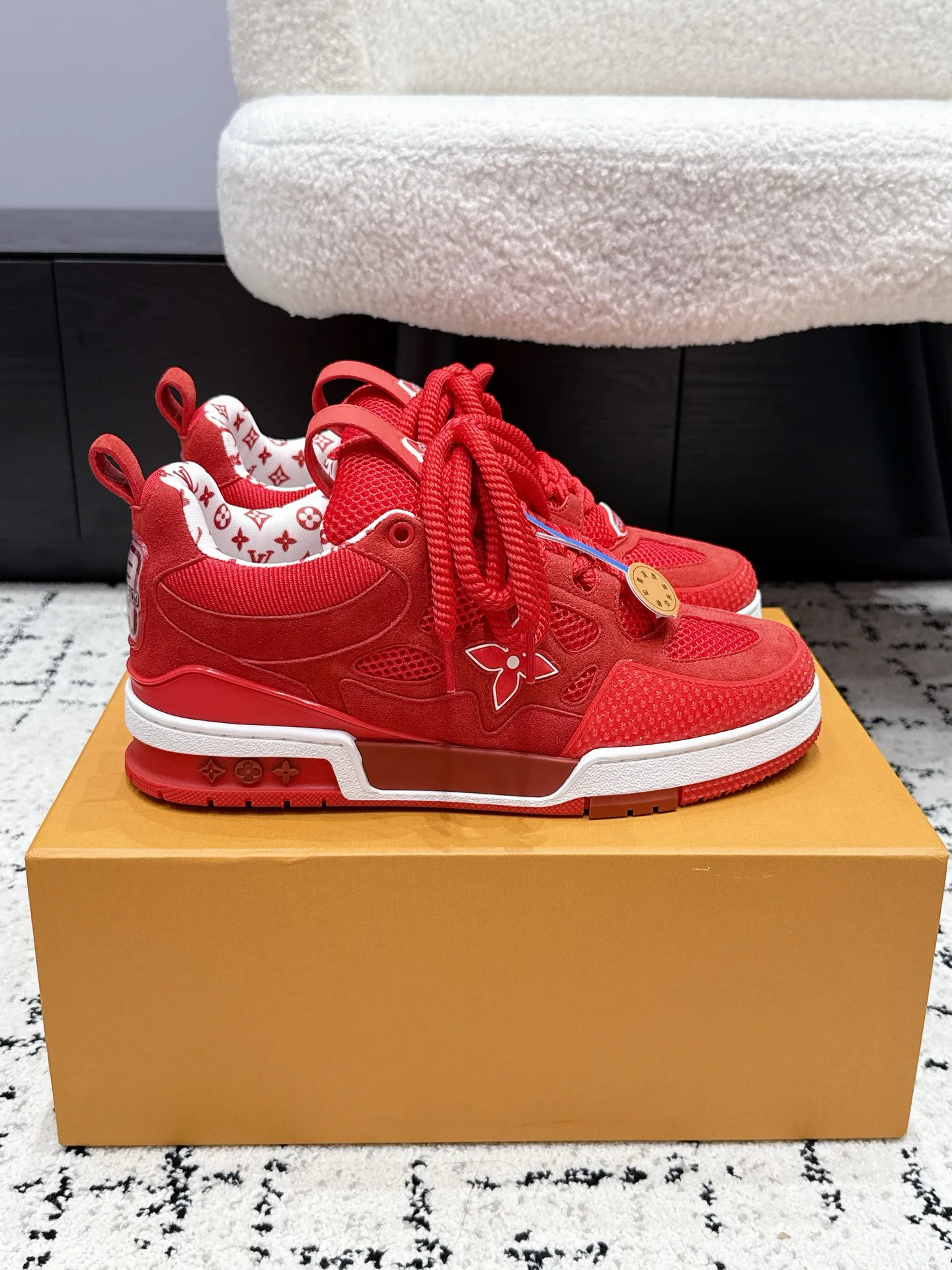 Кроссовки Женские Louis Vuitton 17044287