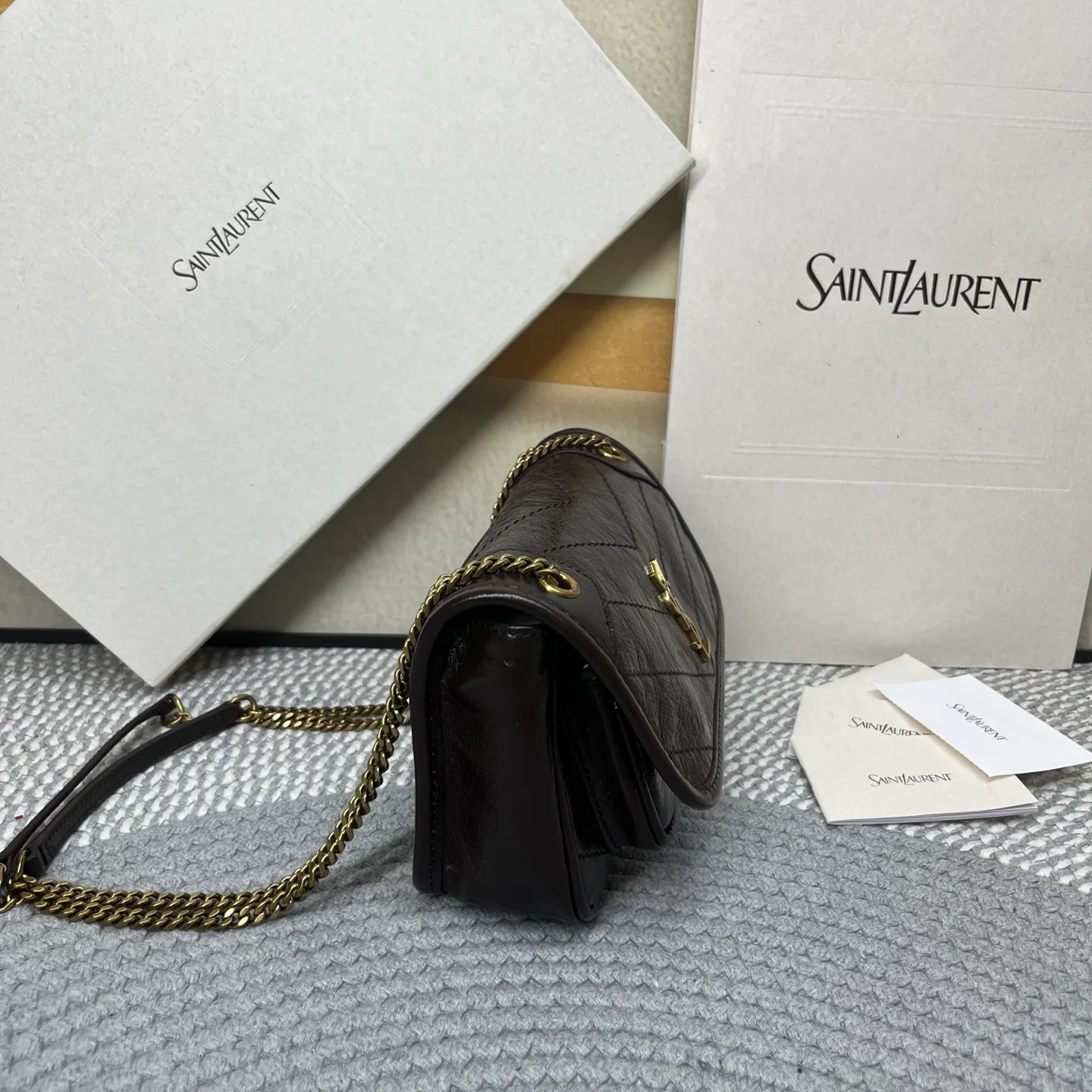 Классические Сумки Женские Saint Laurent 18220655
