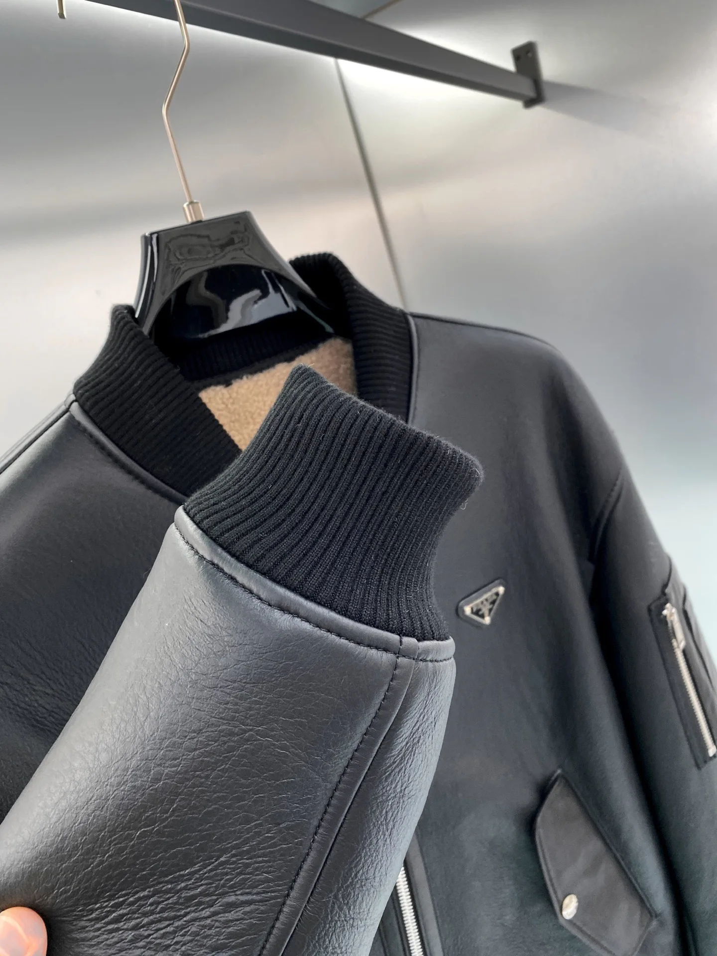 Кожаные Куртки И Дублёнки Мужские Prada 726861