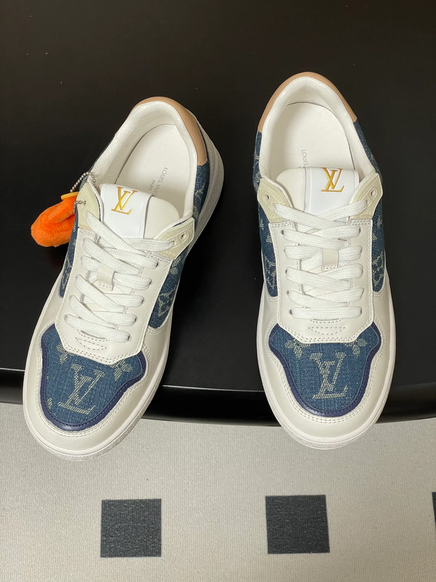 Кроссовки Женские Louis Vuitton 1706460