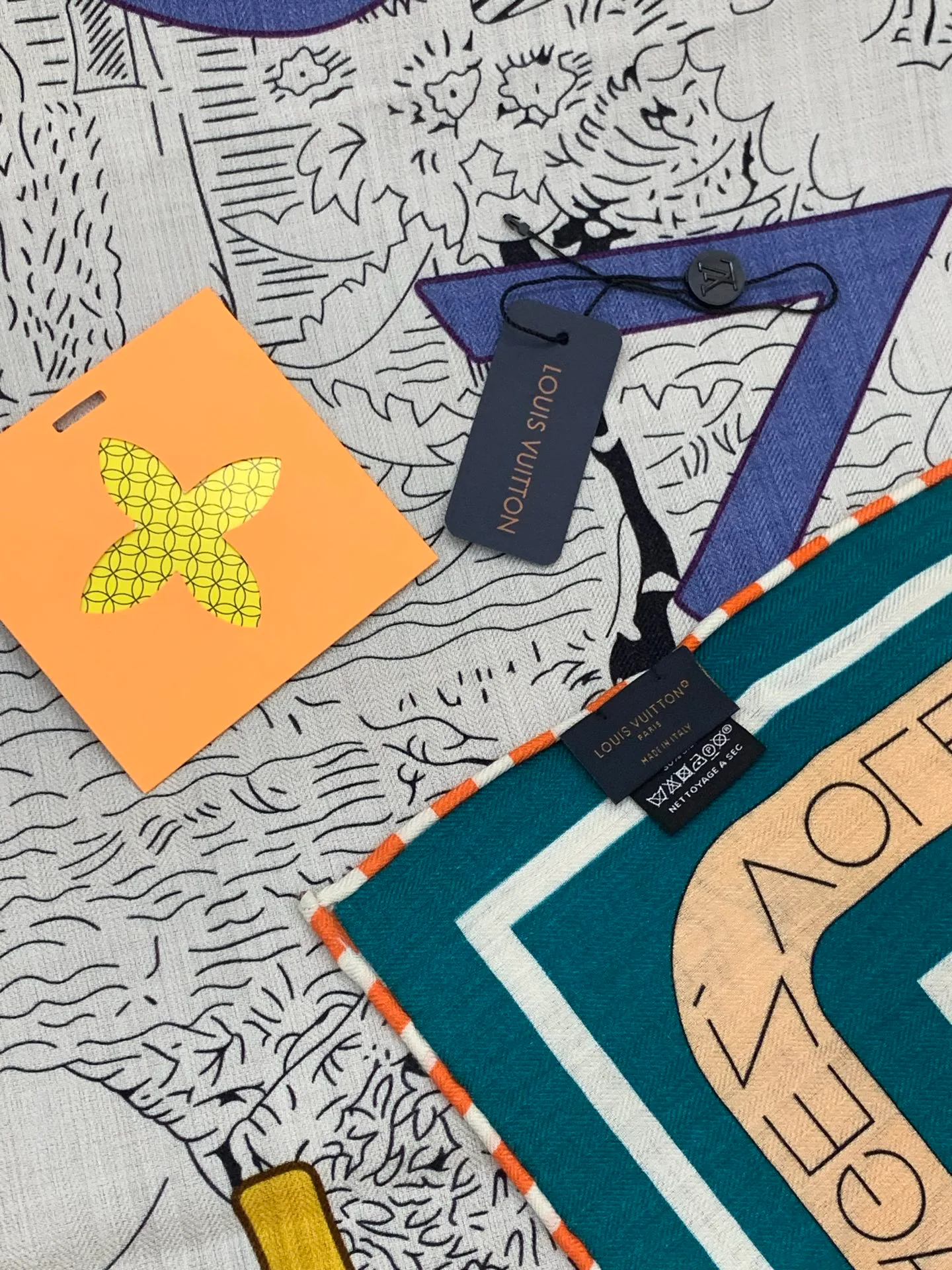 Шарфы Louis Vuitton 318430