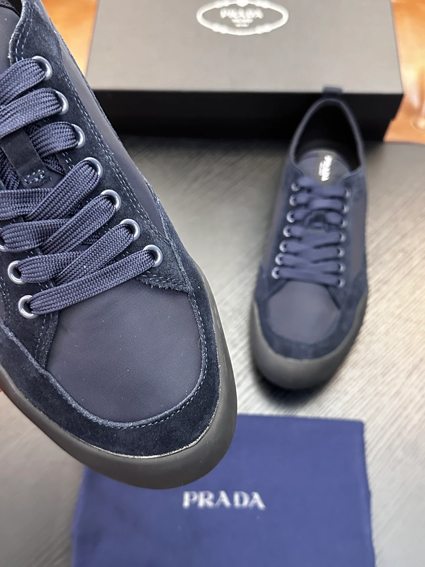 Кроссовки Мужские Prada 11858396