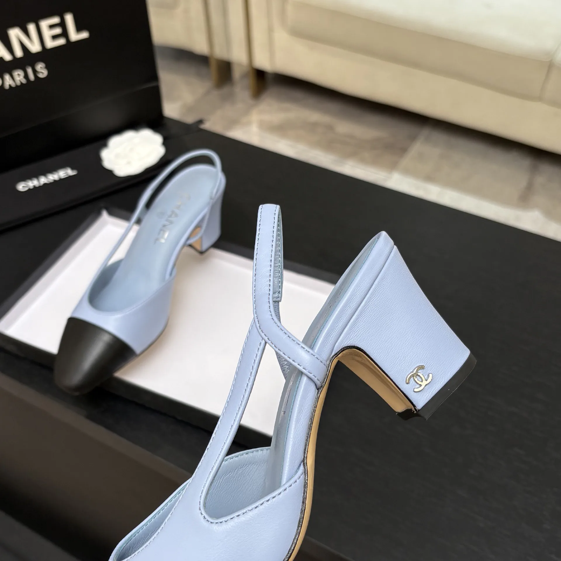 Туфли Женские Chanel 19554643