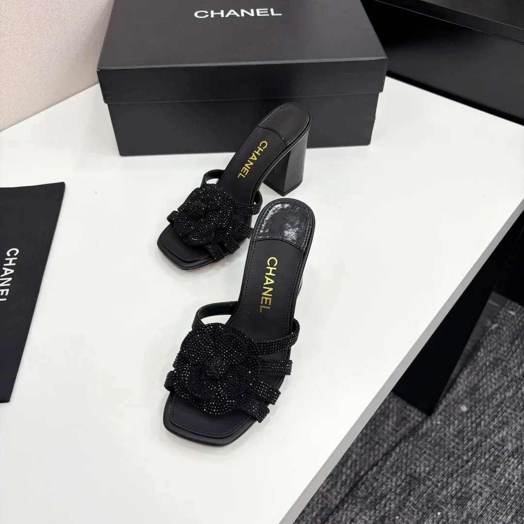 Сандалии Женские Chanel 12584309