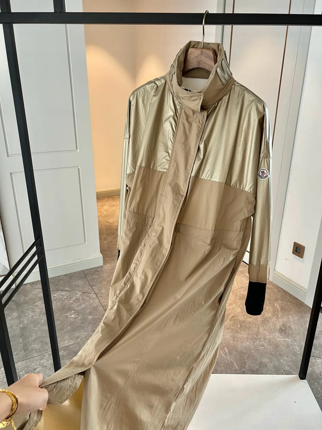 Куртки И Пуховики Женские Moncler 11489415