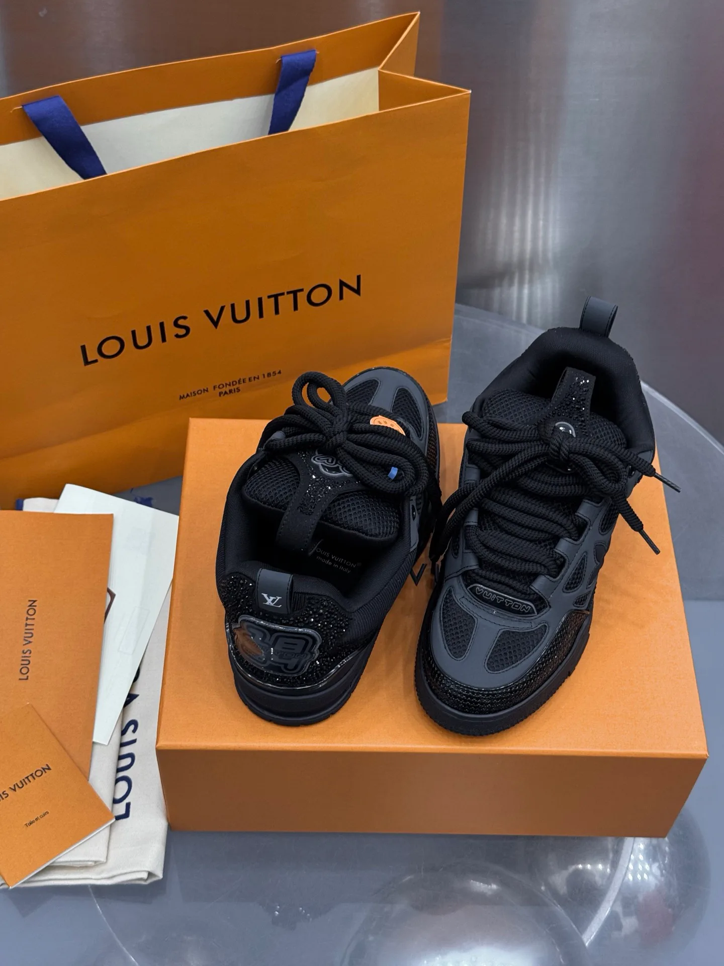 Кроссовки Мужские Louis Vuitton 19073413
