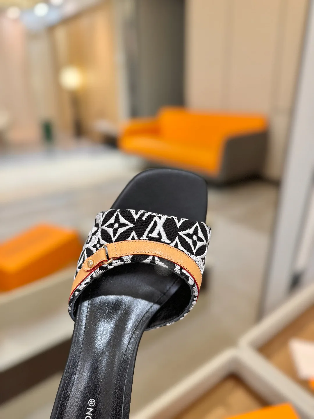 Босоножки Женские Louis Vuitton 9865321