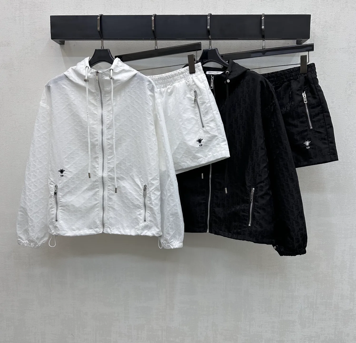 Костюмы Женские Christian Dior 11517771