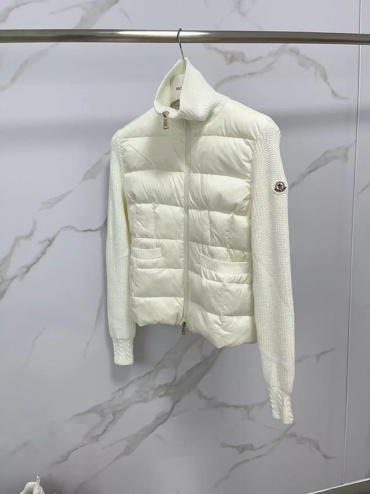 Куртки И Пуховики Женские Moncler 813023