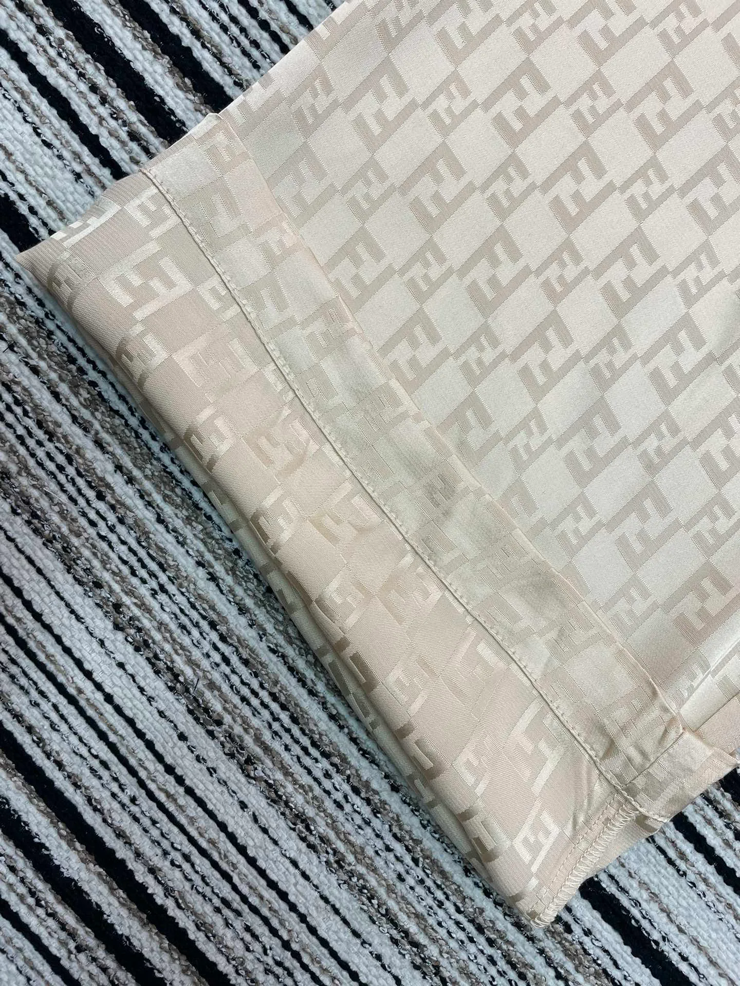 Брюки Женские Fendi 11181624