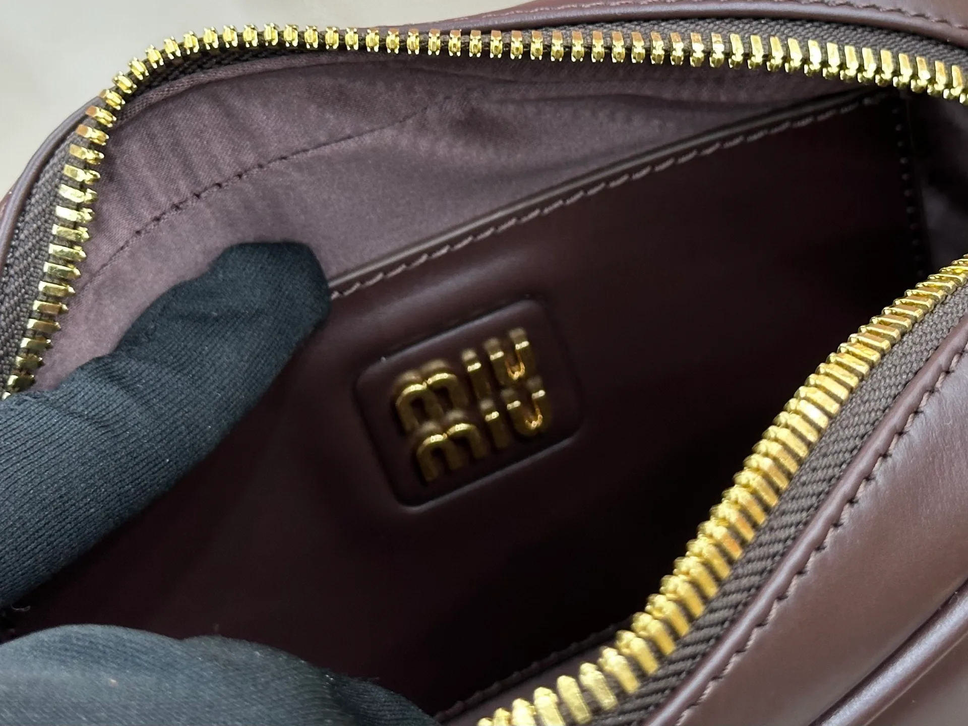 Классические Сумки Женские Miu Miu 11524738