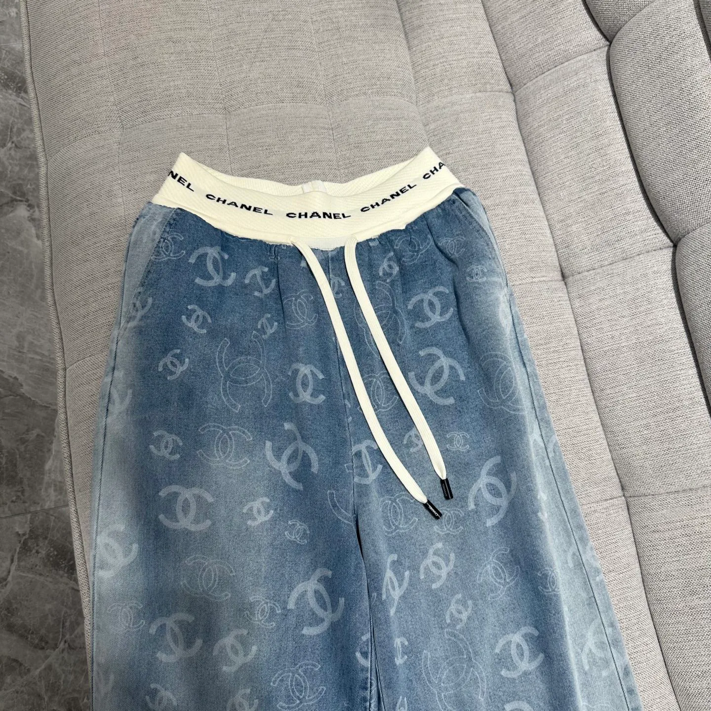 Джинсы Женские Chanel 26666