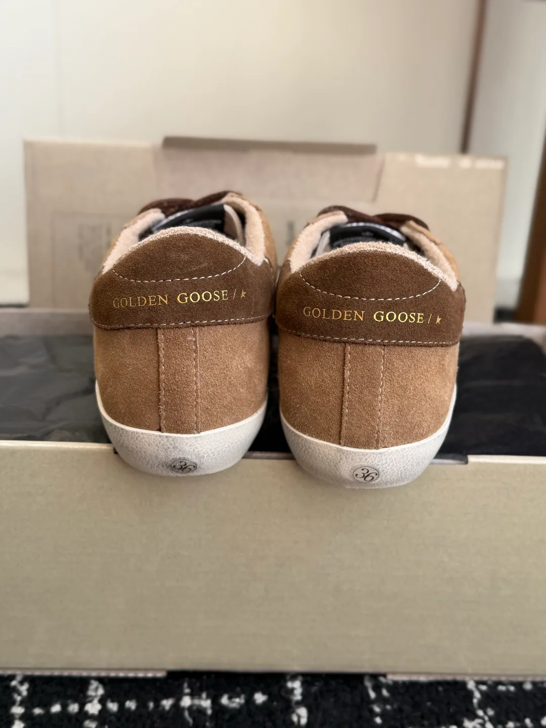 Кроссовки Женские Golden Goose 18138836