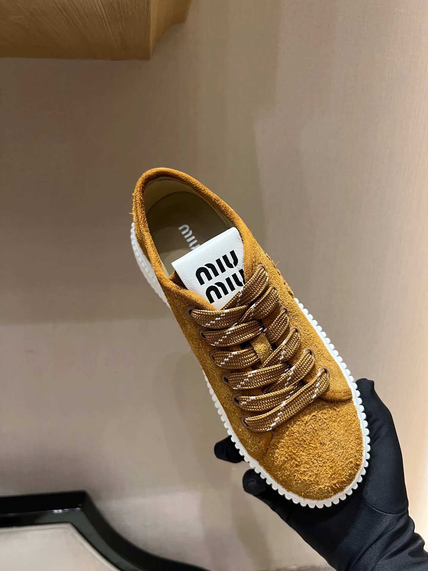 Кроссовки Женские Miu Miu 18020235
