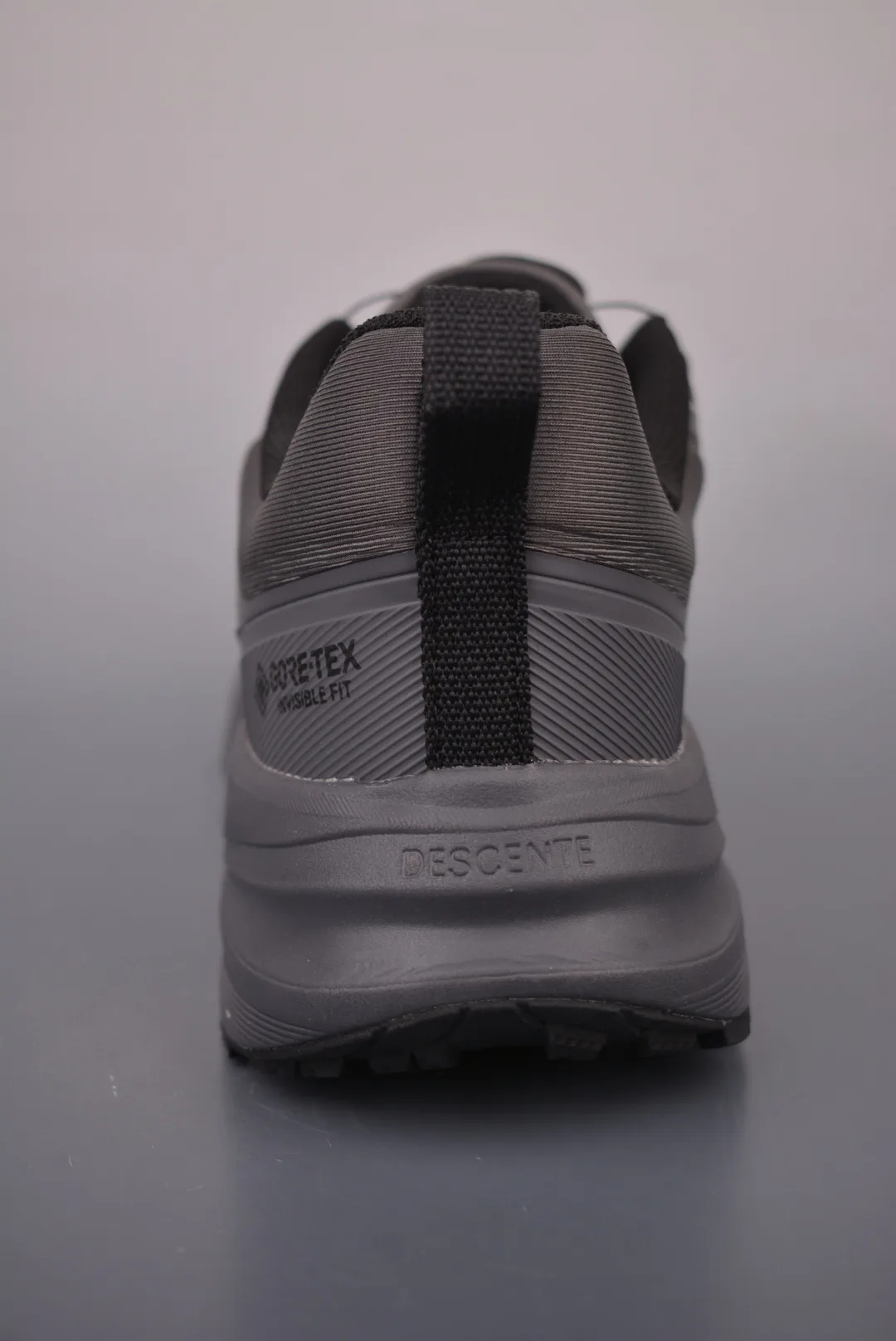 Кроссовки Женские Descente 17245409
