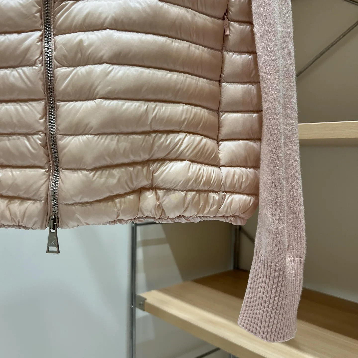 Куртки И Пуховики Женские Moncler 18043622