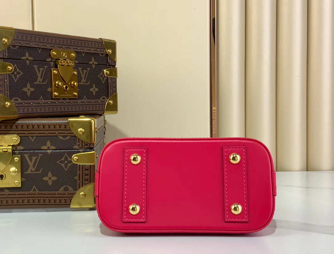Сумки На Ремне Женские Louis Vuitton 84049